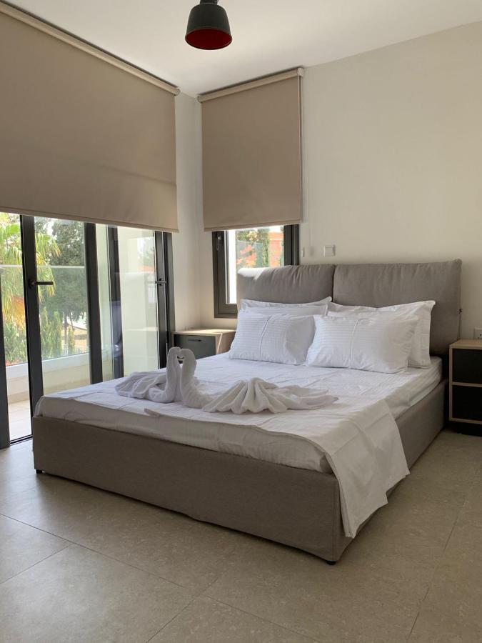 Ferienwohnung Silver House Boutique Paphos Exterior foto